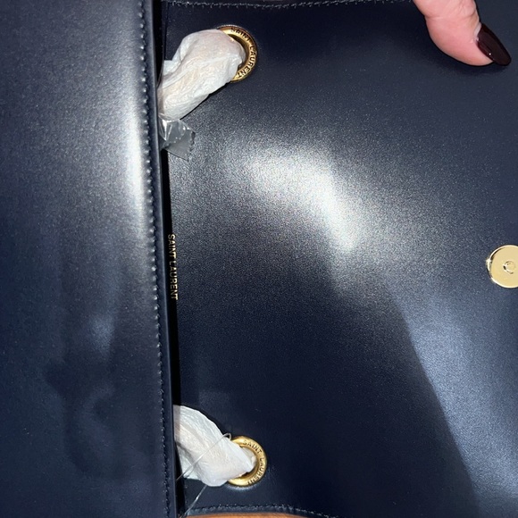 New YSL Yves Saint Laurent Kate Flap Navy Leather & Gold Chain - Picture 9 of 17